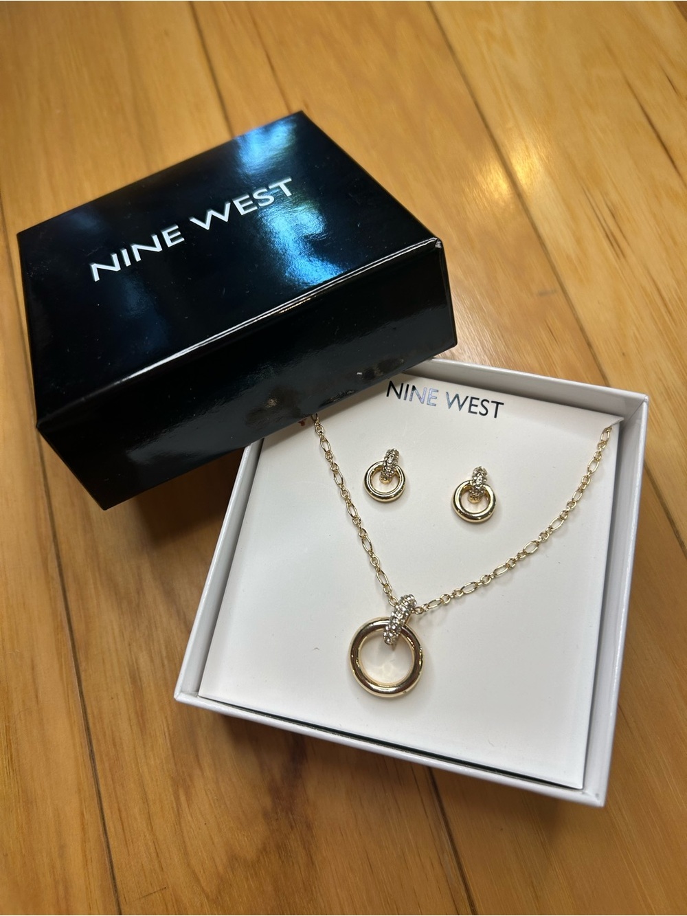 Nine West NWT Gold Double Ring Pendant Necklace & Stud Earrings Jewelry Set